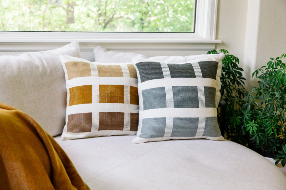 Karé Handwoven Ethiopian Cotton Throw Pillow Cover